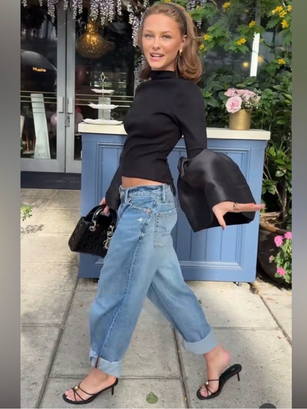 AE Low-Rise Barrel Baggy Jean - Picture 5 of 14